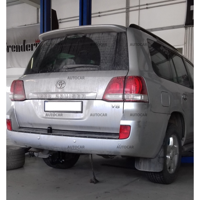 Ťažné zariadenie pre LANDCRUISER - V 8 - skrutkový systém - od 2007 do 