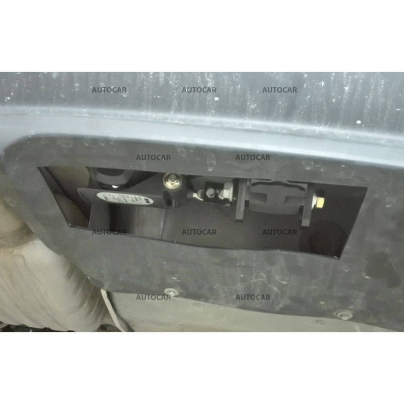 Ťažné zariadenie pre XE - automatický vertikálny systém BRINK