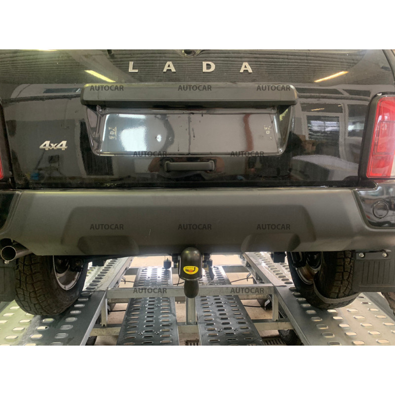 Ťažné zariadenie pre Lada 4x4 Urban - 3/5 dv. - odnímateľný bajonetový systém
