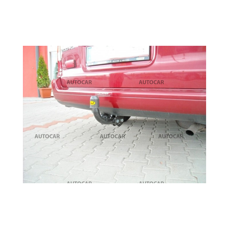 Ťažné zariadenie pre Toyota COROLLA - E10 - Kombi - skrutkový systém