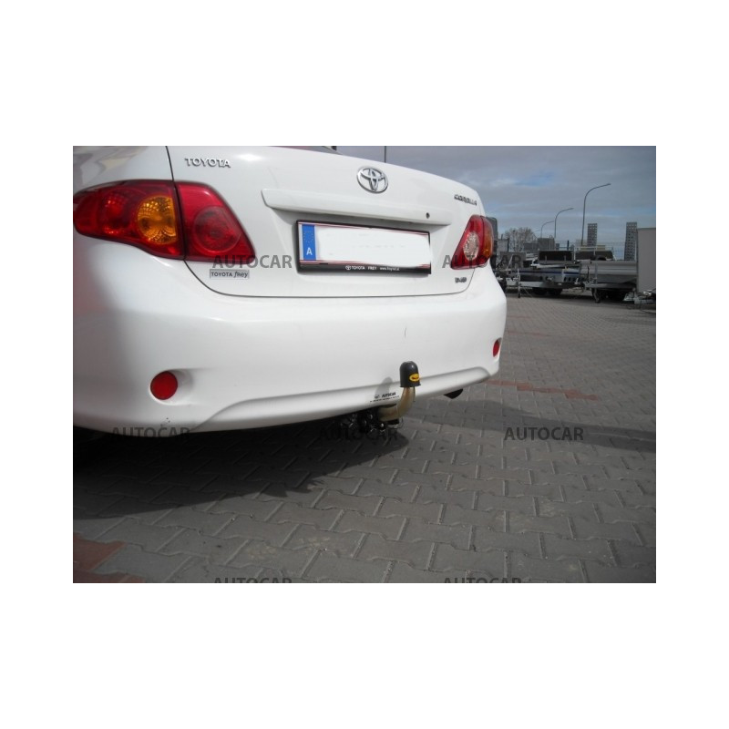 Ťažné zariadenie pre Toyota COROLLA - E15 - 4 dv. - odnímateľný bajonetový systém