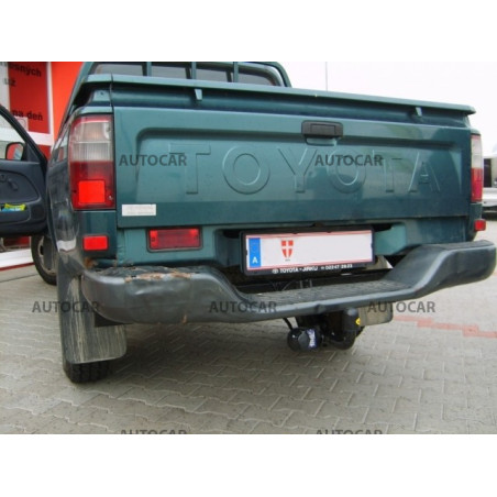 Ťažné zariadenie pre Toyota HILUX - N16/N17 - PickUp - so schodíkom - skrutkový systém