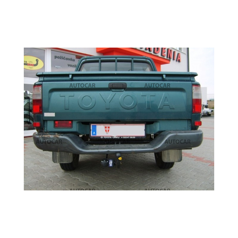 Ťažné zariadenie pre Toyota HILUX - N16/N17 - PickUp - so schodíkom - skrutkový systém