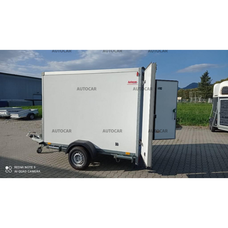 Chladiarensky prívesný vozík KHA 13.2