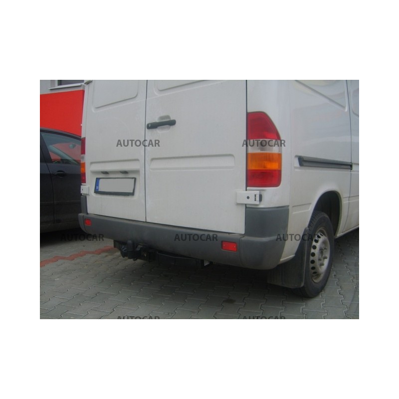 Ťažné zariadenie pre Volkswagen LT 28/46 - Dodávka bez schodíka - Rázvor 3,05 m - skrutkový systém