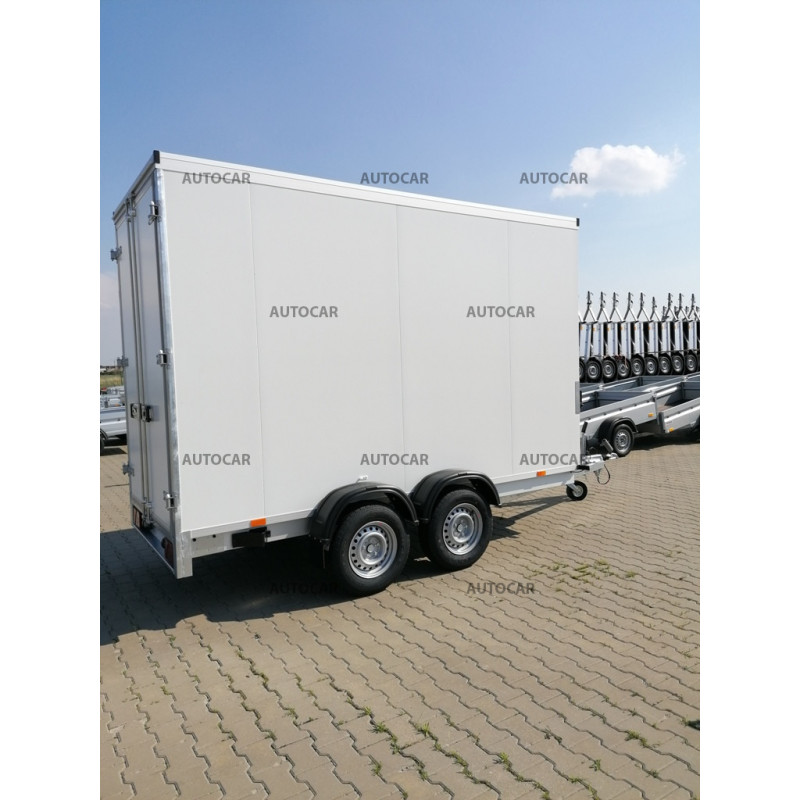 Chladiarenský skriňový prívesný vozík TK B 27.35 KH