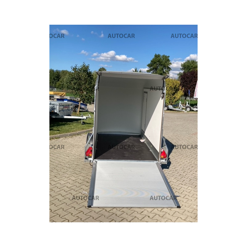 Skriňový príves Debon C300