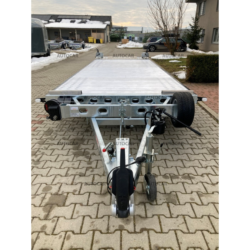 Trojnápravový výklopný brzdený autoprepravník L35G55P ALU