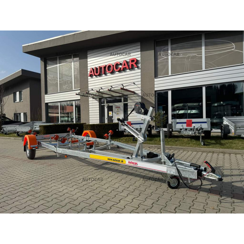 Dvojnápravový brzdený prepravník lodí P1300-6 Lux