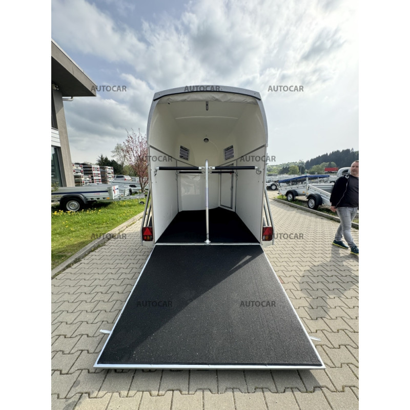 Dvojnápravový brzdený príves Duo Esprit S+B so sedlovňou