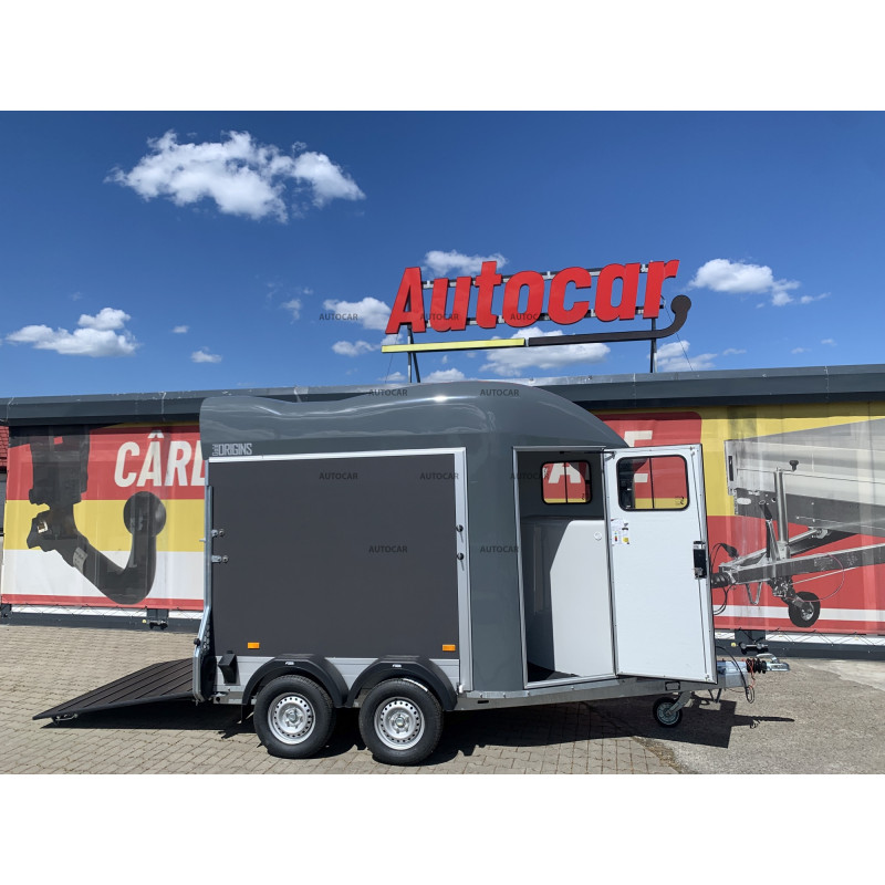 Dvojnápravový brzdený konský príves Cheval Origins so sedlovňou