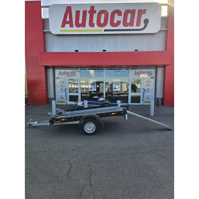 Jednonápravový nebrzdený prívesný vozík na prepravu motocyklov Motomax