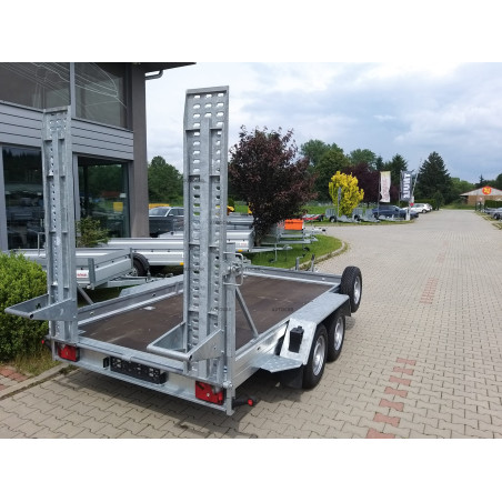 Dvojnápravový brzdený prepravník stavebných strojov K3535 Dvojnápravový brzdený prepravník stavebných strojov K3535