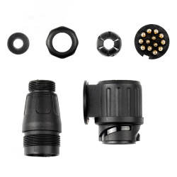 13- pólová zástrčka AMIO