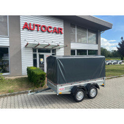 Plachta s konštrukciou na...