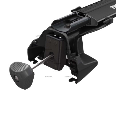 Strešný nosič Thule WingBar Edge pre Volkswagen Golf (2020–) – holá strecha