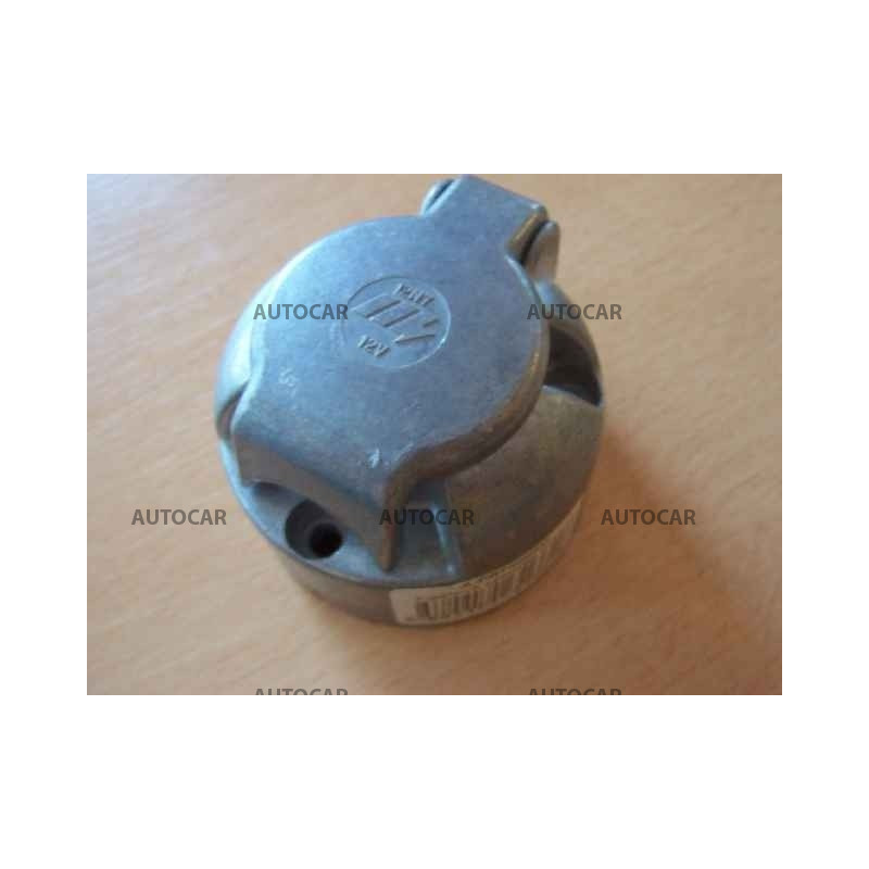 Zásuvka - 7P/12V