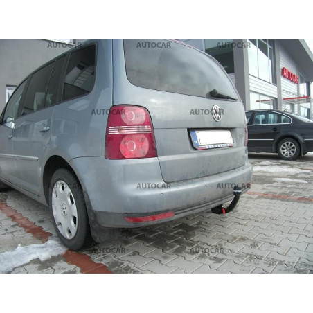 Ťažné zariadenie pre VW Touran - automatický vertikálny systém - od 2011/-