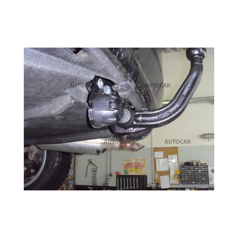 Ťažné zariadenie pre AVENSIS - 4/5 dv. - automatický systém - od 2009/-