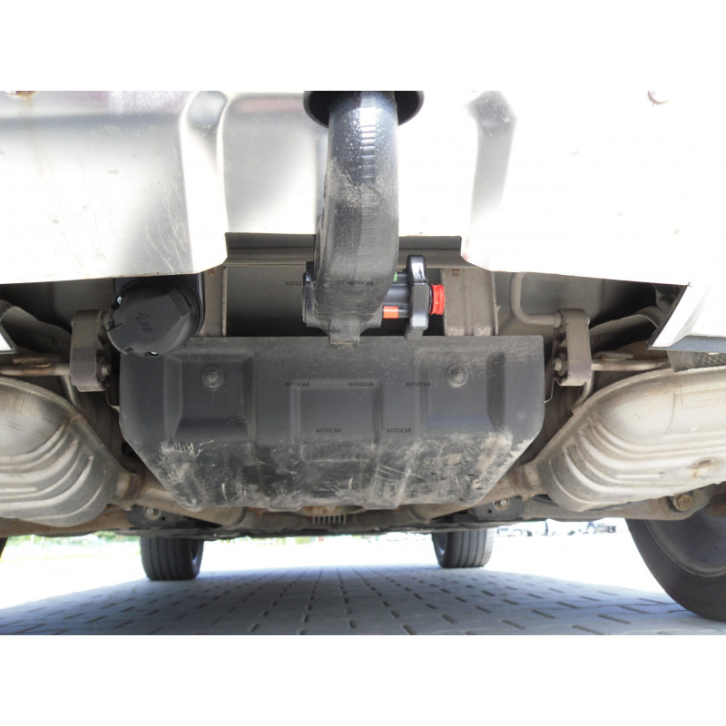 Ťažné zariadenie pre Mercedes M / ML - W164 - odnímateľný vertikálny bajonetový systém