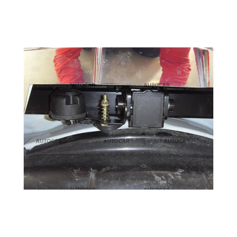 Ťažné zariadenie pre GLK - SUV - automatický vertikálny systém - od 2008/10