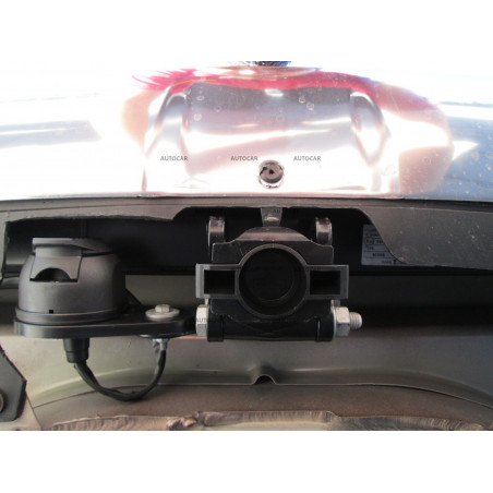 Ťažné zariadenie pre Peugeot 2008 - odnímateľný vetikálny bajonetový systém