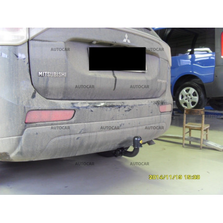 Ťažné zariadenie pre OUTLANDER - SUV - skrutkový systém - od 09.2012/-