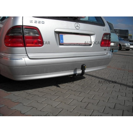 Ťažné zariadenie pre E - Combi, (W 210) - skrutkový systém - od 1995/06 do 2002/03 Ťažné zariadenie pre E - Combi, (W 210) - skrutkový systém - od 1995/06 do 2002/03