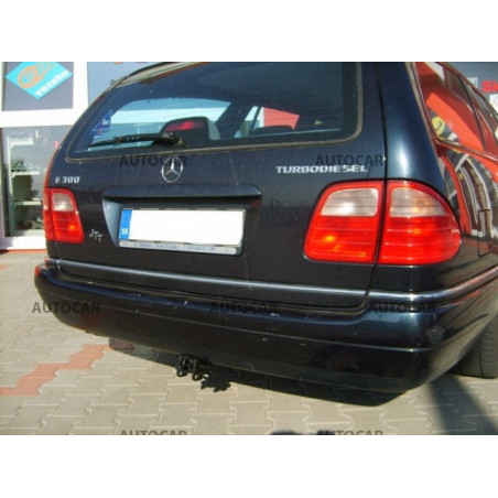 Ťažné zariadenie pre E - Combi, (W 210) - automatický systém - od 1995/06 do 2002/03 Ťažné zariadenie pre E - Combi, (W 210) - automatický systém - od 1995/06 do 2002/03