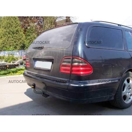 Ťažné zariadenie pre E - Combi, (W 210) - automatický systém - od 1995/06 do 2002/03 Ťažné zariadenie pre E - Combi, (W 210) - automatický systém - od 1995/06 do 2002/03