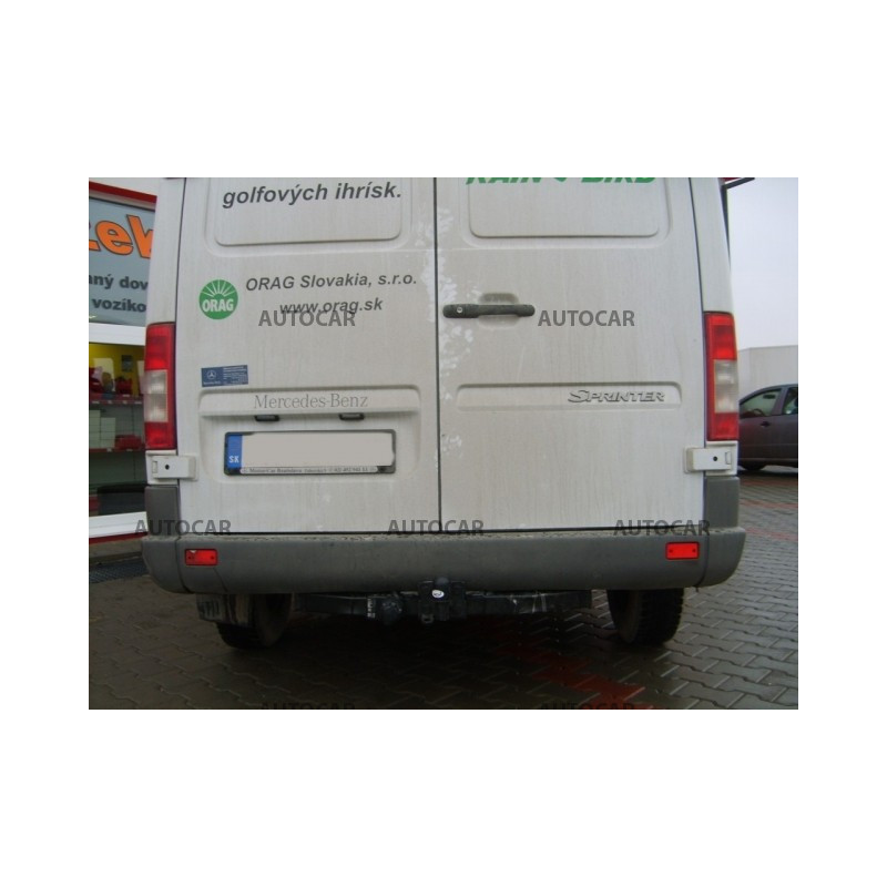 Ťažné zariadenie pre Mercedes SPRINTER - Dodávka bez schodíka - Rázvor 3,05 m - skrutkový systém