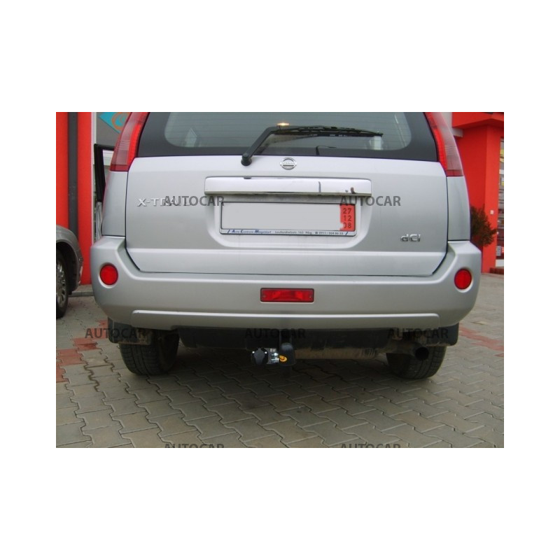 Ťažné zariadenie pre X-TRAIL - 4x4, 5 dv. T30 - skrutkový systém - od 2001 do 2007