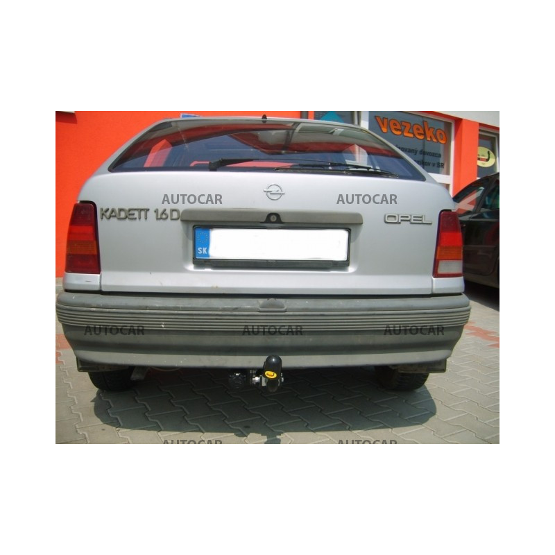 Ťažné zariadenie pre Opel KADETT - "E" - skrutkový systém