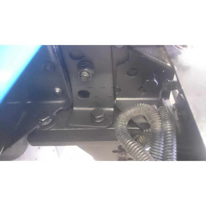 Ťažné zariadenie pre CANTER - VALNÍK - dodávka - pevný systém - od 1993 do 2006