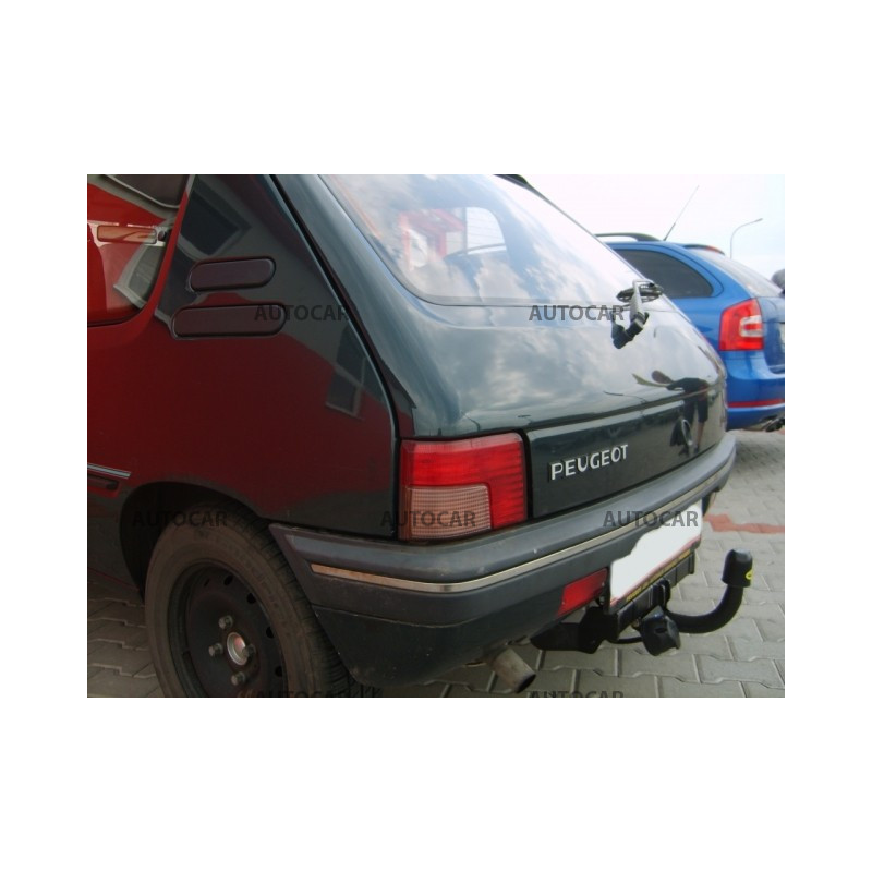 Ťažné zariadenie pre Peugeot 205 - skrutkový systém