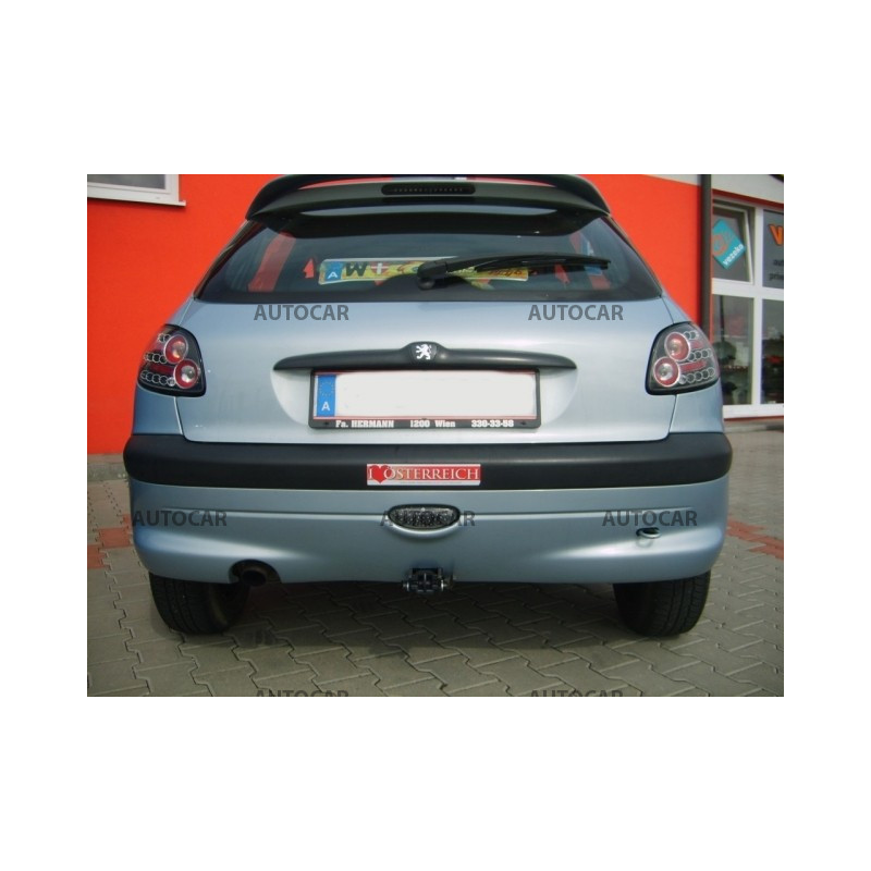 Ťažné zariadenie pre Peugeot 206 - odnímateľný bajonetový systém