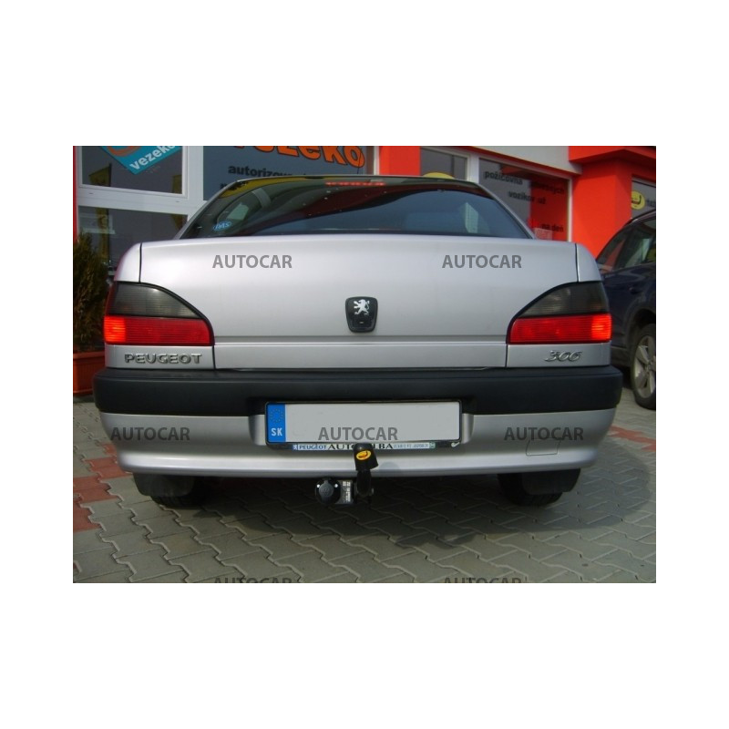 Ťažné zariadenie pre Peugeot 306 - skrutkový systém