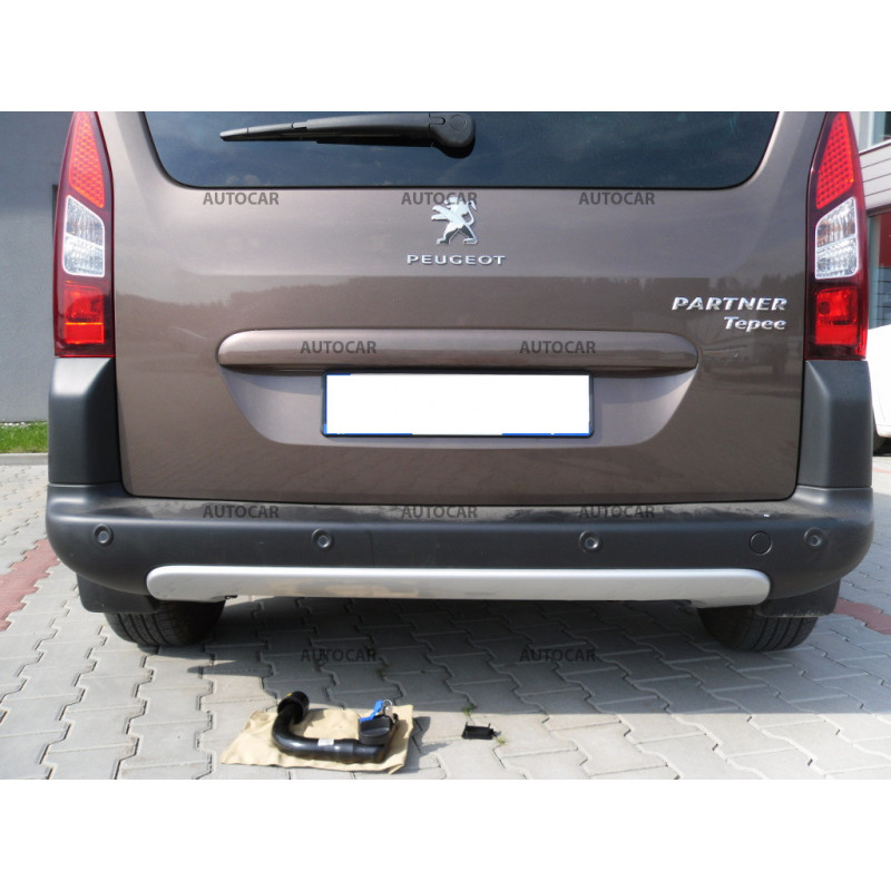 Ťažné zariadenie pre PARTNER - Pick Up - automatický vertikálny systém