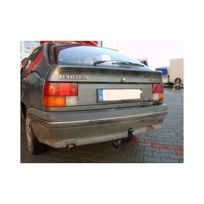 Ťažné zariadenie pre Renault 19 - skrutkový systém