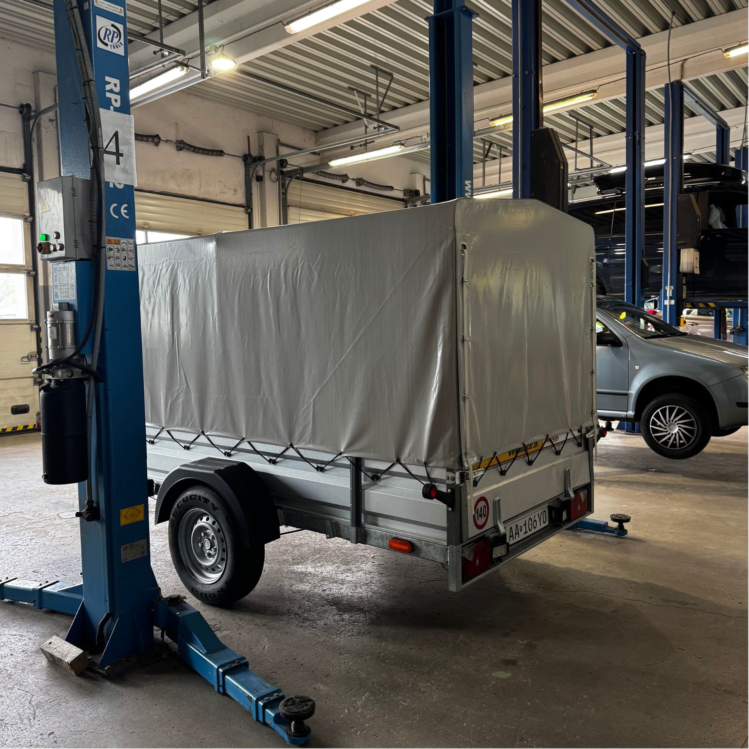 Výmena náprav a repas podvozkov prívesov